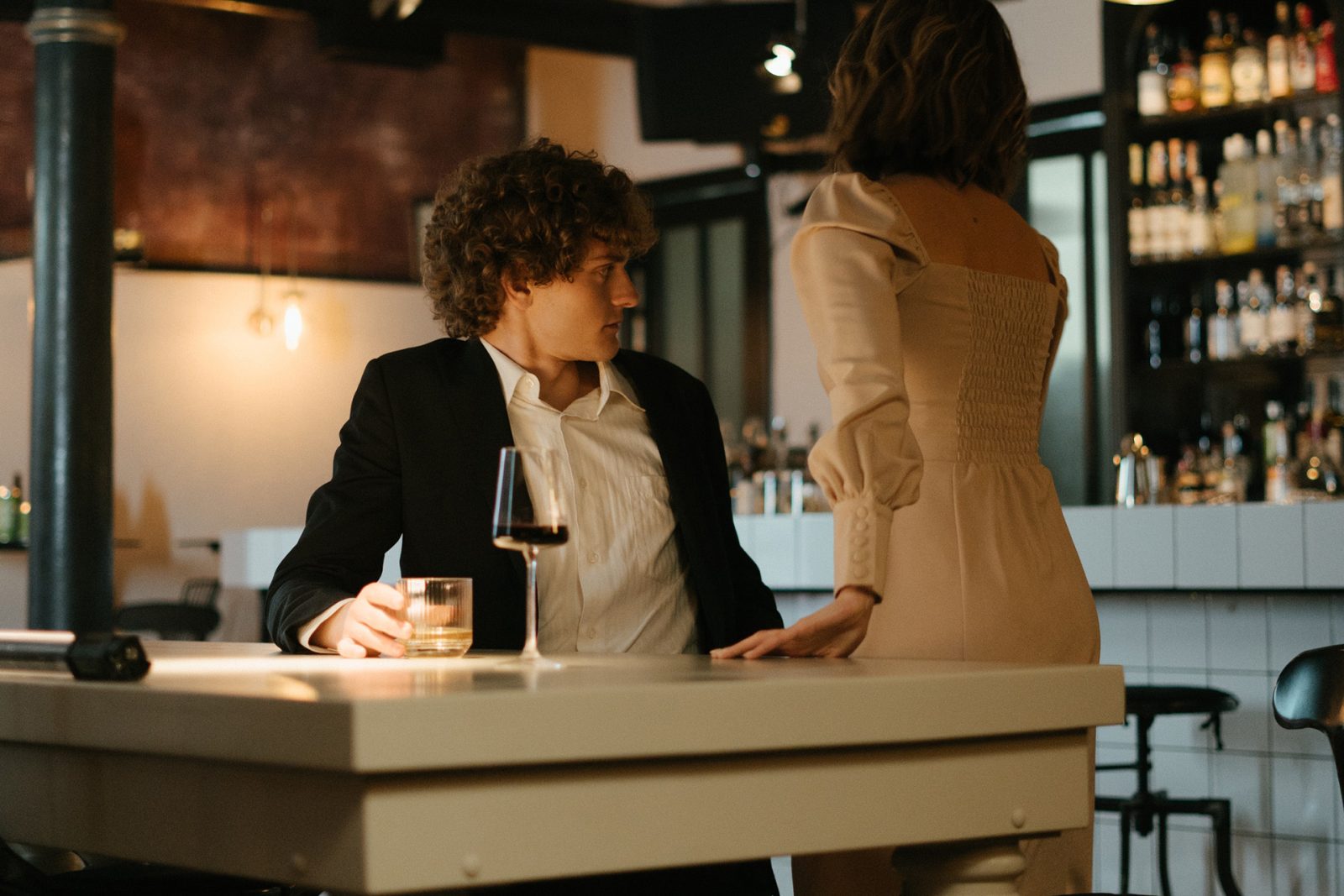 couple awkward dinner date